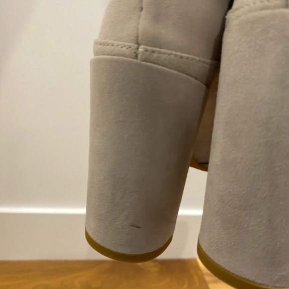 Brand new Stuart Weitzman thigh high boots. - Picture 3 of 5